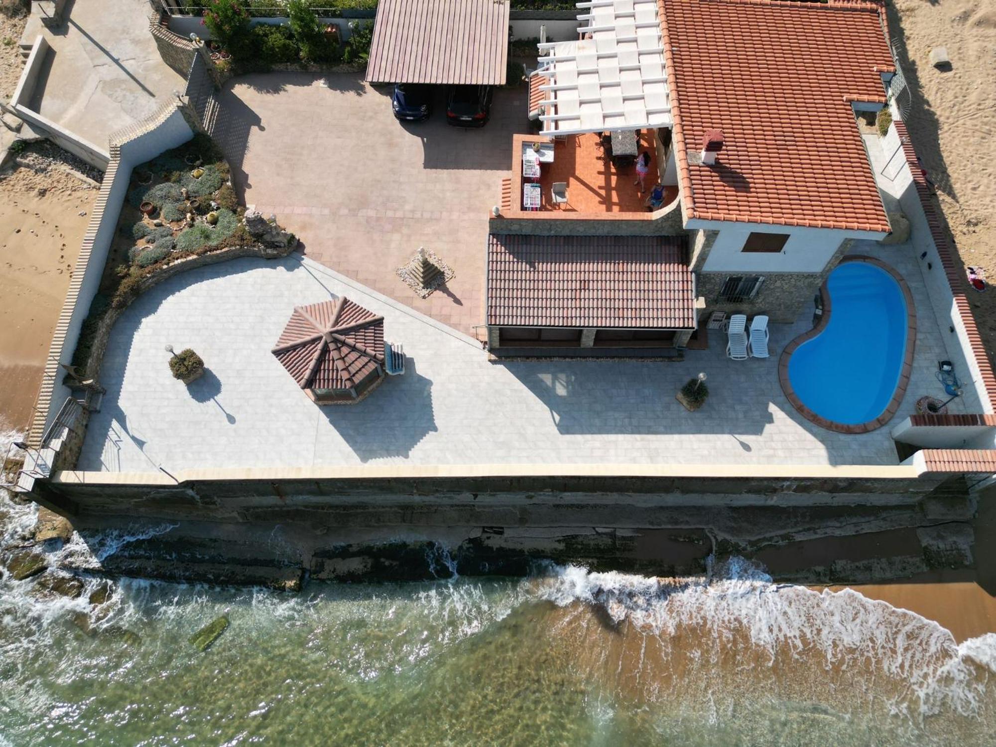 Casa Vacanza Barbera - In Riva Al Mare Villa Trappeto  Exterior photo
